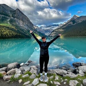 Meet your Posher, Stefani